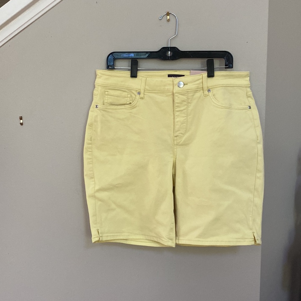 NYDJ Ella Denim Shorts With Side Slits - Picture 2 of 10